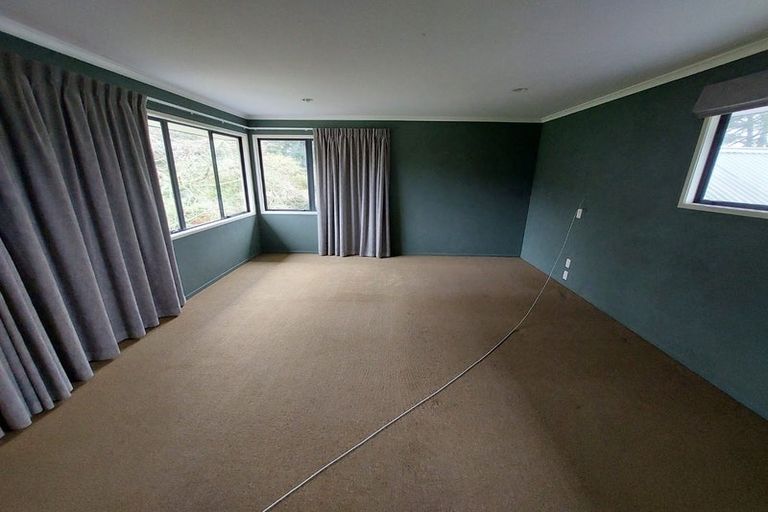 Photo of property in 124 Hall Road, Peacocke, Hamilton, 3282