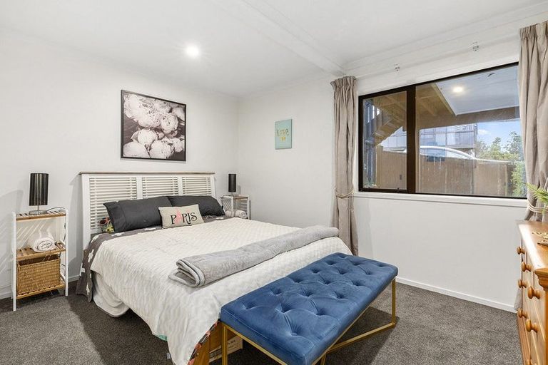 Photo of property in 128 Conclusion Street, Ascot Park, Porirua, 5024