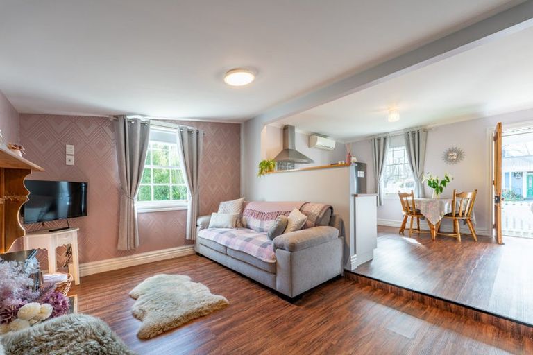 Photo of property in 136 Talbot Street, Geraldine, 7930