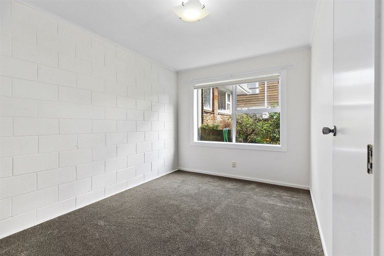 Photo of property in 42 Pope Street, Camborne, Porirua, 5026