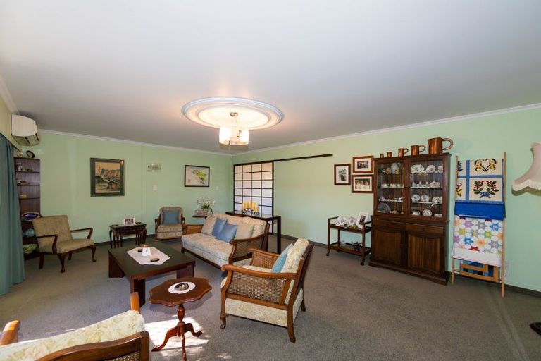 Photo of property in 12b Avondale Road, Taradale, Napier, 4112