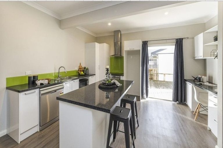 Photo of property in 849 Main Street, Roslyn, Palmerston North, 4414