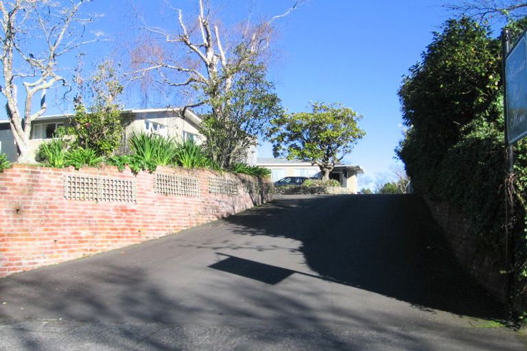 Photo of property in 11 Karina Terrace, Roslyn, Palmerston North, 4414