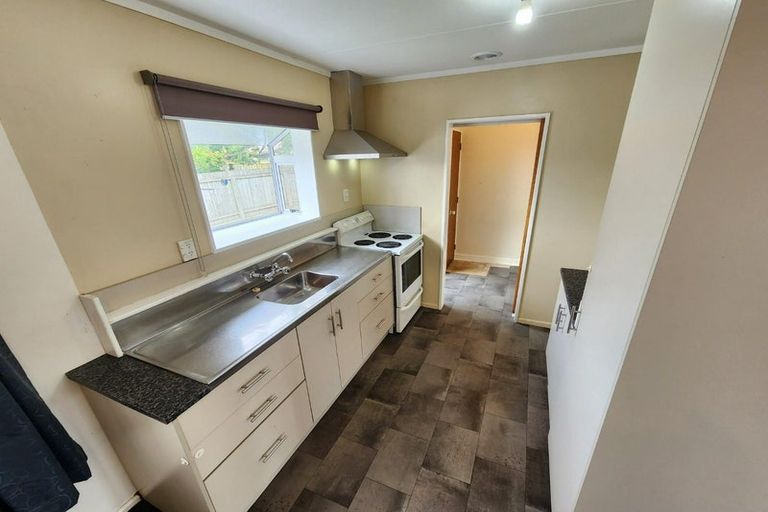 Photo of property in 16a Aberdeen Avenue, Takaro, Palmerston North, 4412