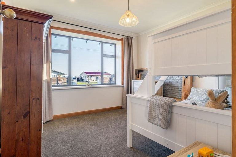 Photo of property in 21 Norton Street, Foxton Beach, Foxton, 4815