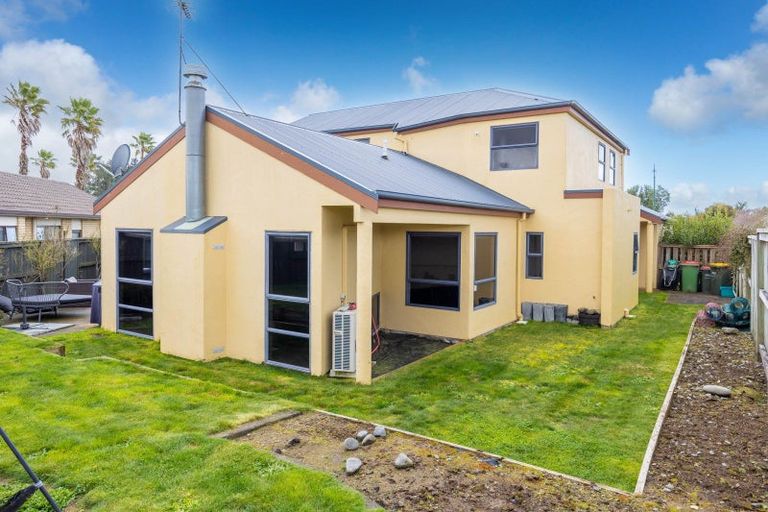 Photo of property in 52 Keswick Crescent, Huntington, Hamilton, 3210