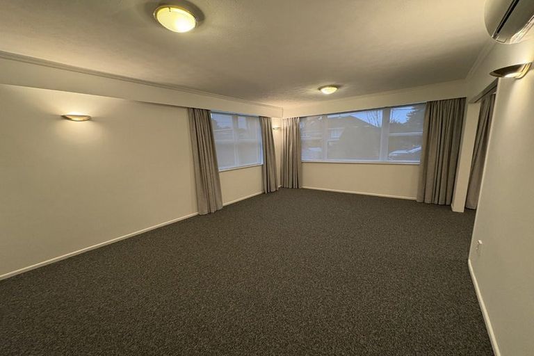 Photo of property in 10 Kashmir Avenue, Clouston Park, Upper Hutt, 5018
