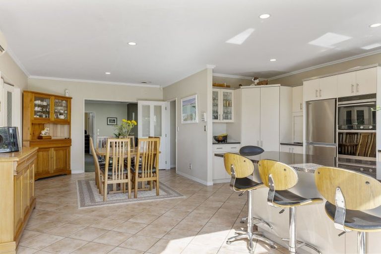 Photo of property in 164 Mapara Road, Acacia Bay, Taupo, 3385