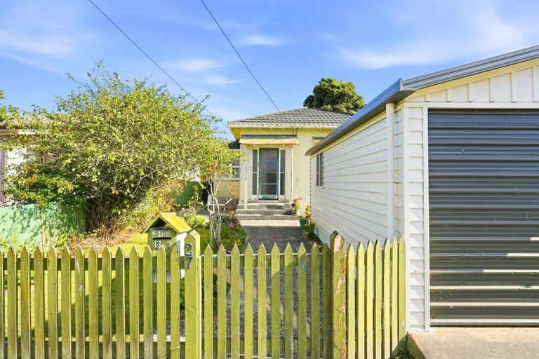 Photo of property in 27 Mahoney Street, Whanganui East, Whanganui, 4500