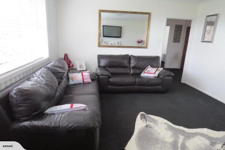 Photo of property in 30 Montgomery Street, Feilding, 4702