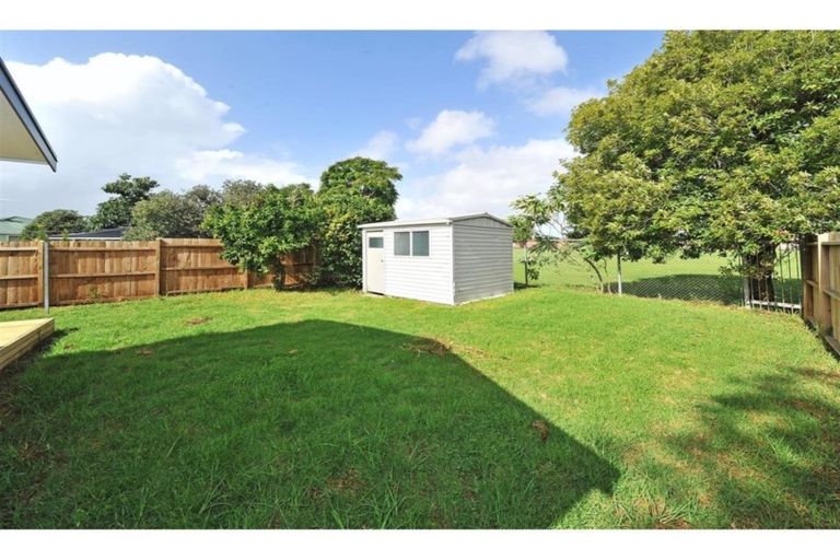 Photo of property in 2/51 Eddowes Street, Manurewa, Auckland, 2102