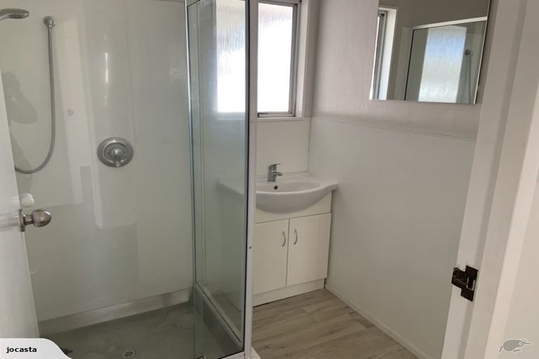 Photo of property in 17 Makarini Street, Paraparaumu, 5032