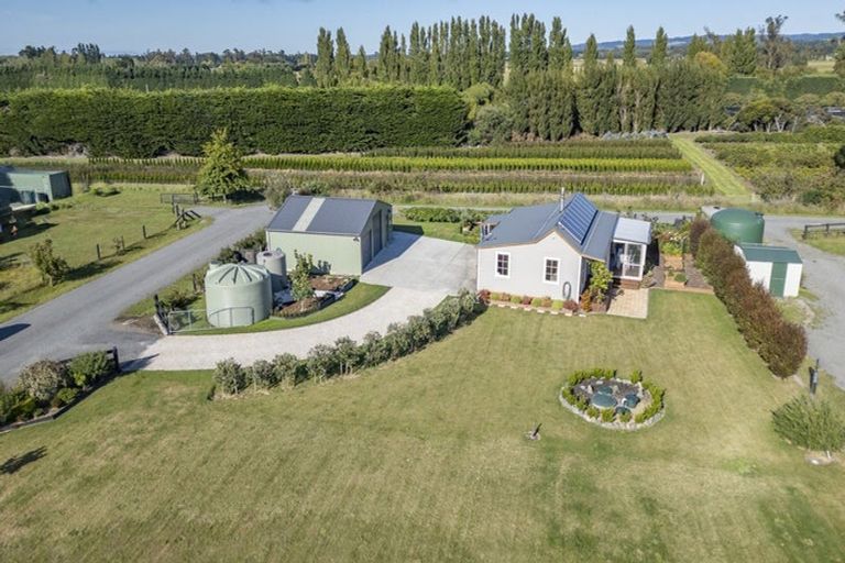 Photo of property in 3/3 Ashworths Road, Amberley, 7481