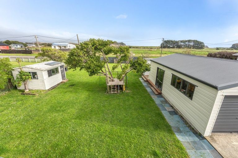 Photo of property in 75 Atkinson Avenue, Otaki Beach, Otaki, 5512