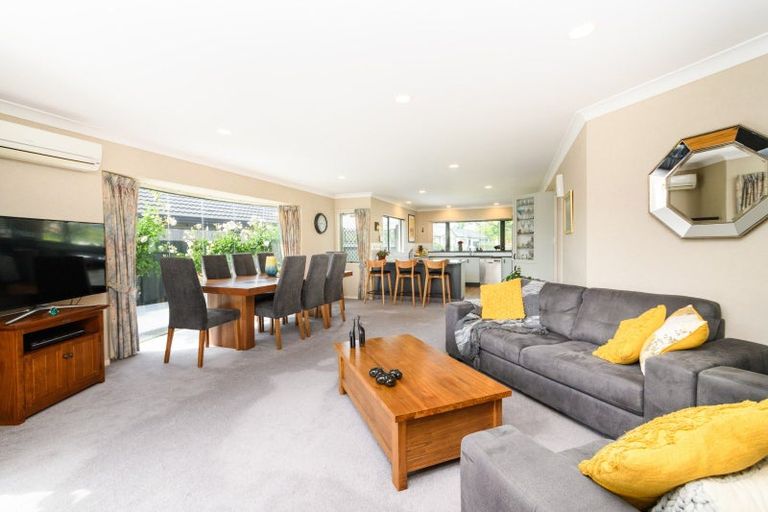 Photo of property in 9 Montana Way, Milson, Palmerston North, 4414