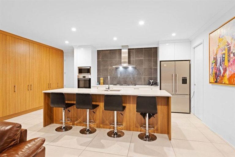 Photo of property in 1 Three Oaks Drive, Dairy Flat, Albany, 0794