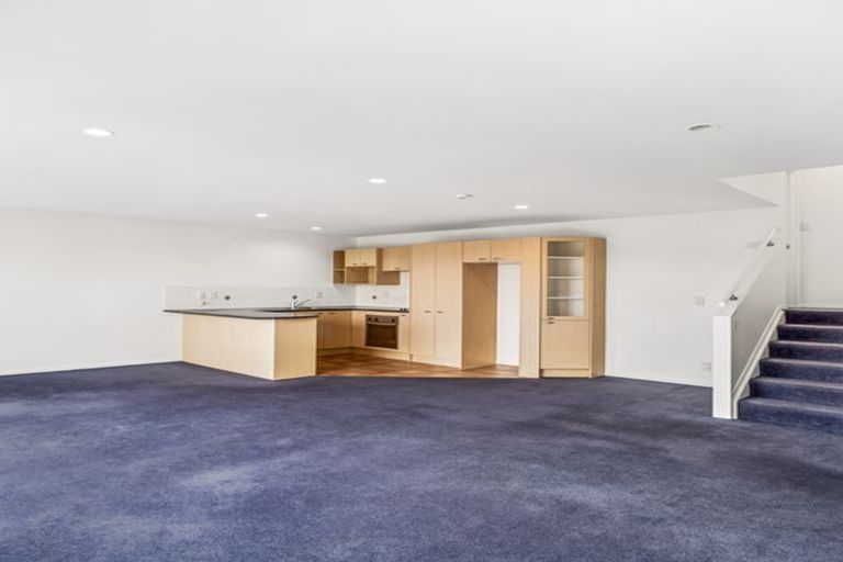 Photo of property in 145e Hobsonville Road, West Harbour, Auckland, 0618