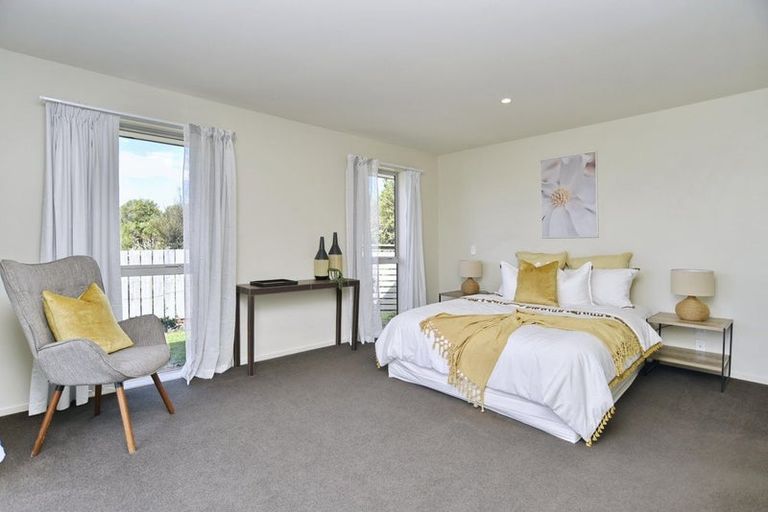 Photo of property in 12 Willowby Lane, Rangiora, 7400