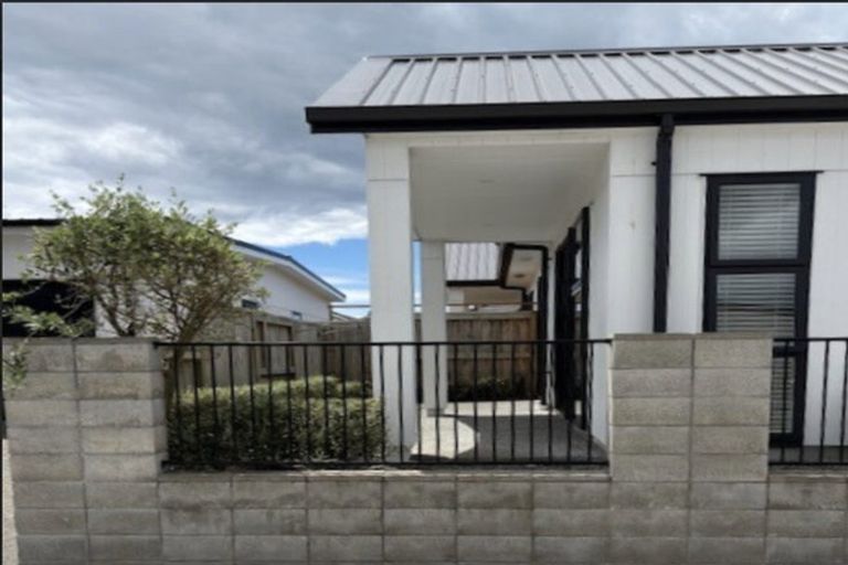 Photo of property in 32 Union Drive, Papamoa, 3118