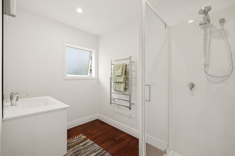 Photo of property in 25 Riverside Drive, Point Wells, Warkworth, 0986