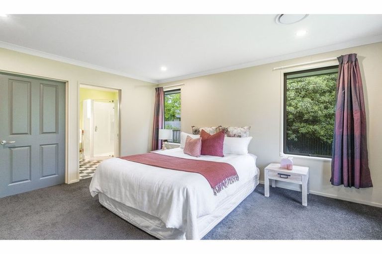 Photo of property in 18a Kirkbride Street, Wallacetown, 9816