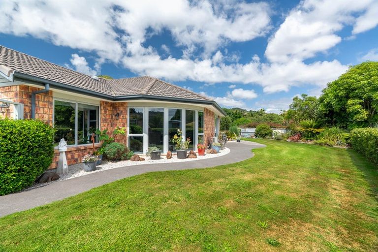 Photo of property in 21 Parker Road, Huntly, 3771