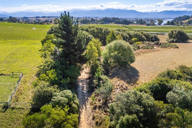 Photo of property in 50 Cliff Road, Tasman, Upper Moutere, 7173