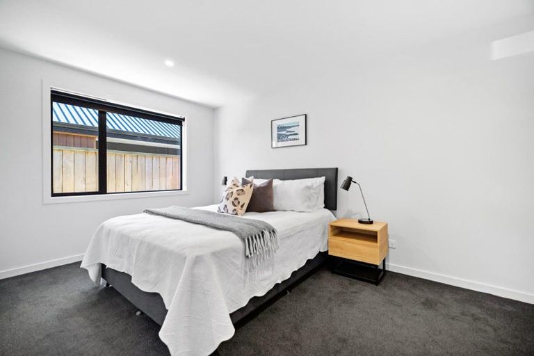 Photo of property in 30 Corriedale Road, Jacks Point, 9371