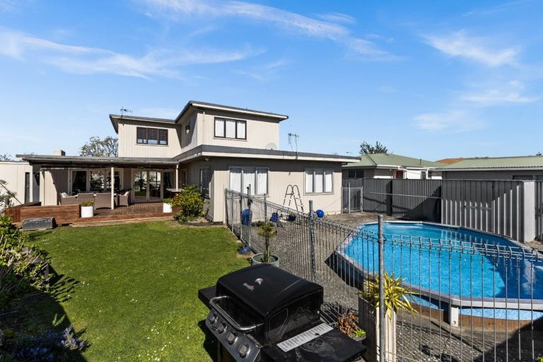 Photo of property in 12 Sutherland Street, Tamatea, Napier, 4112