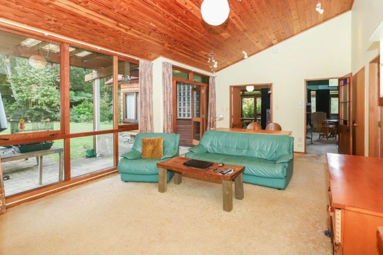 Photo of property in 10 Totara Grove, Hillcrest, Auckland, 0627