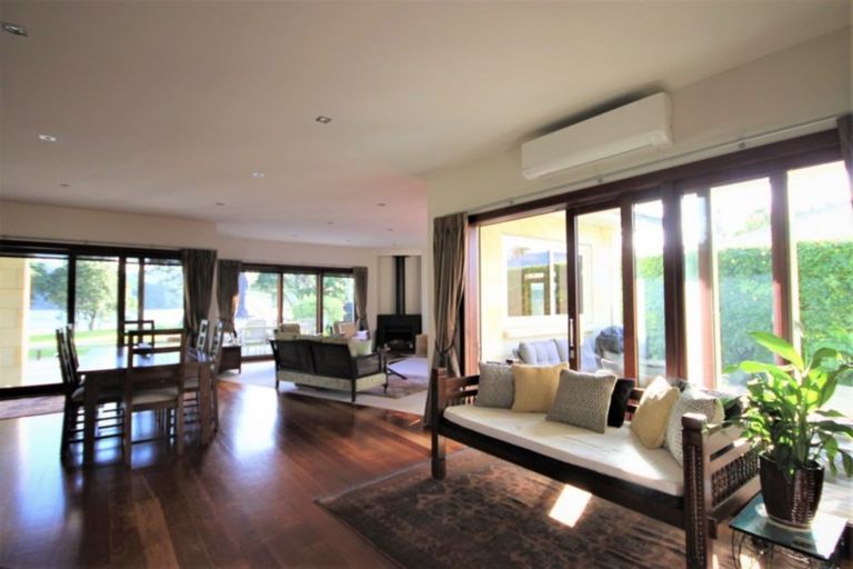 Photo of property in 69 Tangiteroria Lane, Pauanui, Hikuai, 3579