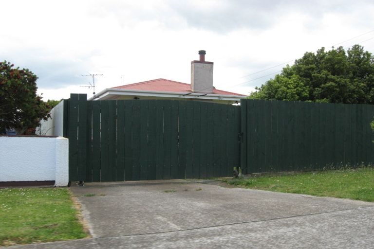Photo of property in 54 Mcintyre Road, Mangere Bridge, Auckland, 2022