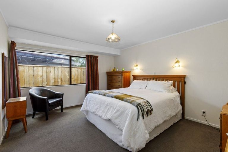 Photo of property in 19 Memphis Grove, Totara Park, Upper Hutt, 5018