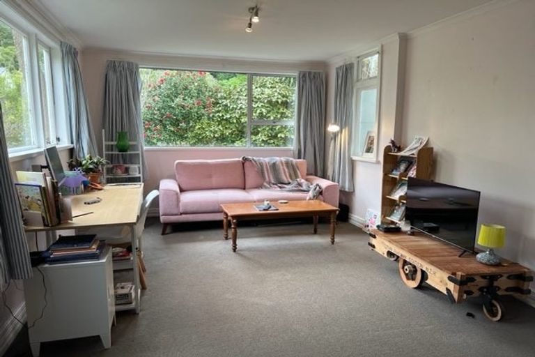 Photo of property in 19 Laura Avenue, Brooklyn, Wellington, 6021