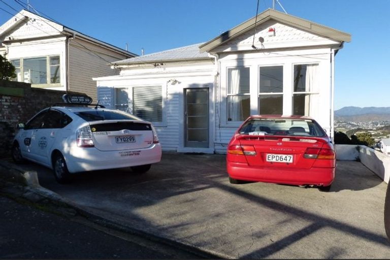 Photo of property in 17 Mills Road, Wanaka, 9305