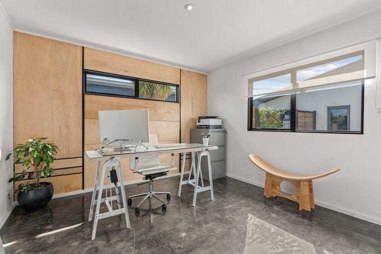 Photo of property in 8 Kibblewhite Road, Masterton, 5810