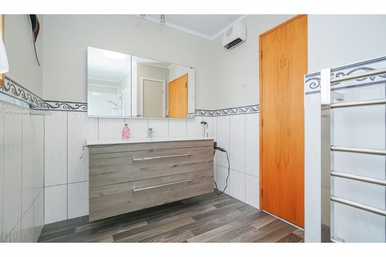 Photo of property in 59 Helmsdale Street, Waverley, Invercargill, 9810
