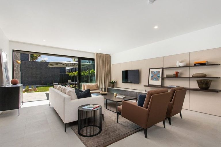 Photo of property in 27 Carlton Mill Road, Merivale, Christchurch, 8014