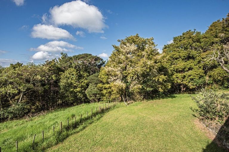 Photo of property in 3118 Russell Road, Punaruku, Hikurangi, 0184