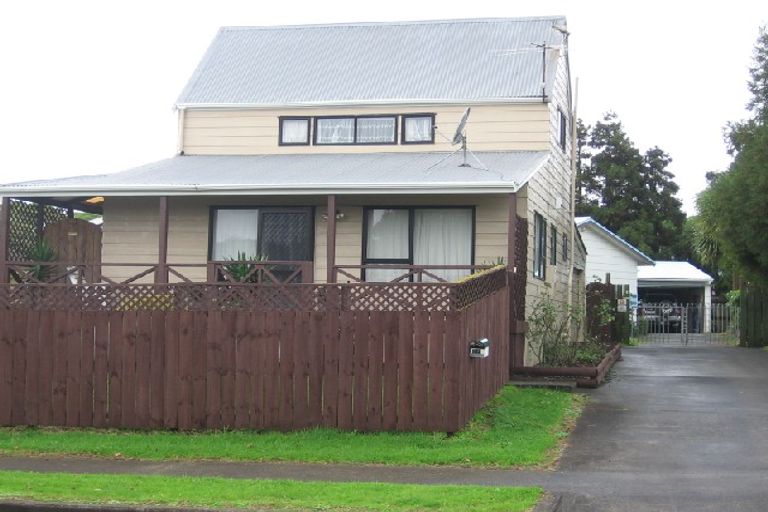 Photo of property in 5a Kakapo Place, Papatoetoe, Auckland, 2025