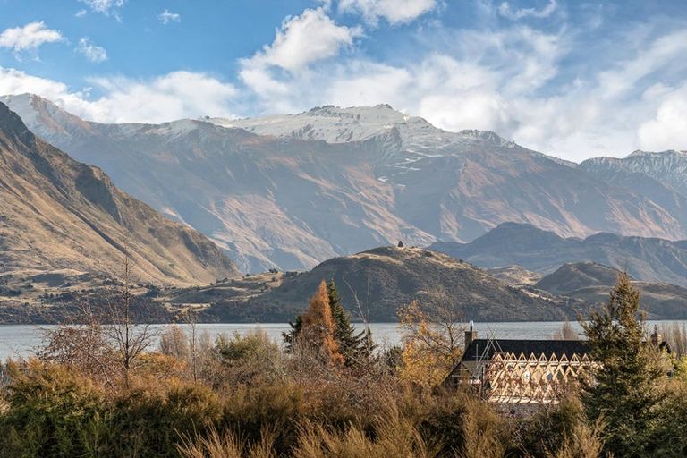 Photo of property in 98 Hunter Crescent, Wanaka, 9305