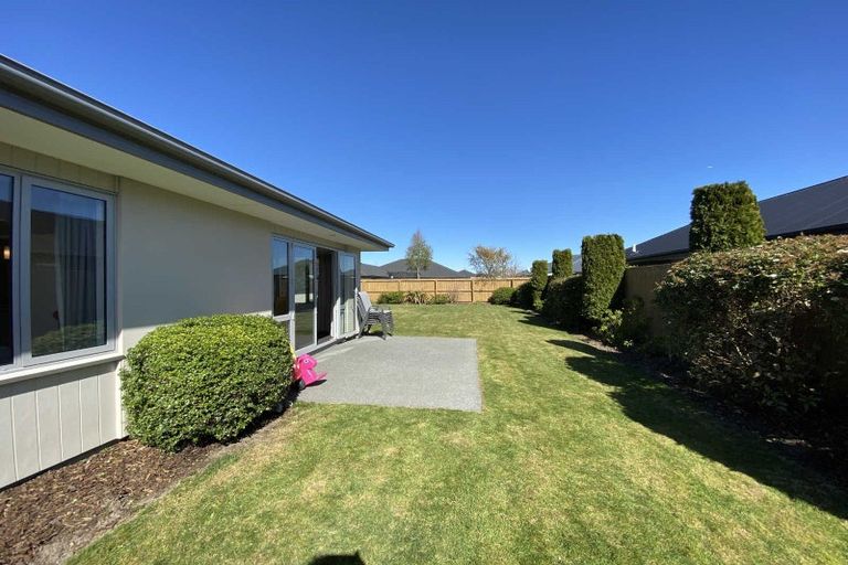 Photo of property in 11 Graycliffe Street, Halswell, Christchurch, 8025