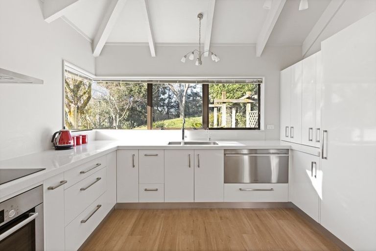 Photo of property in 6 Nilgiri Road, Poraiti, Napier, 4182