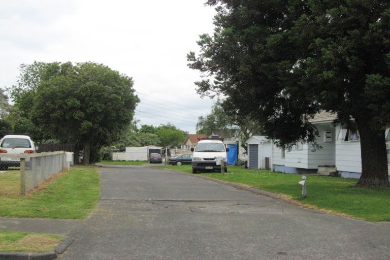 Photo of property in 69 Kindergarten Drive, Conifer Grove, Takanini, 2112