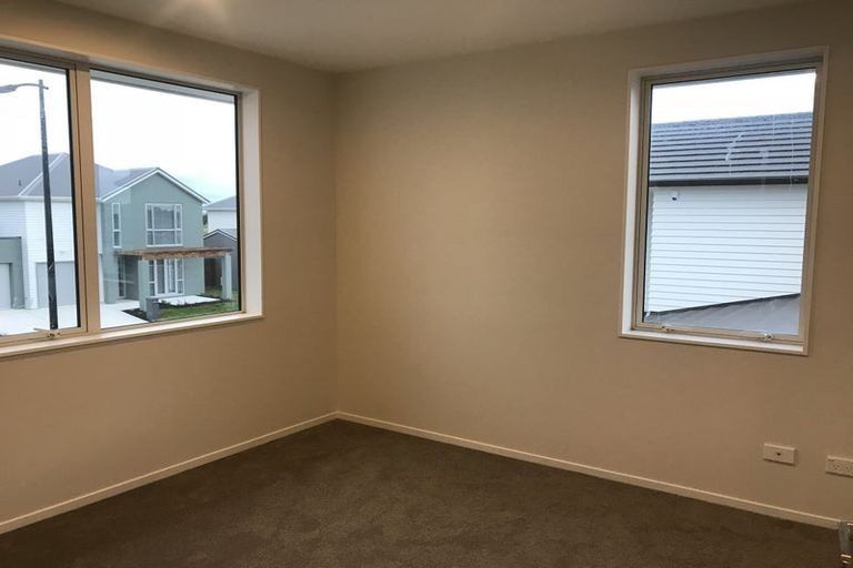 Photo of property in 25 Karokaro Road, Takanini, 2112