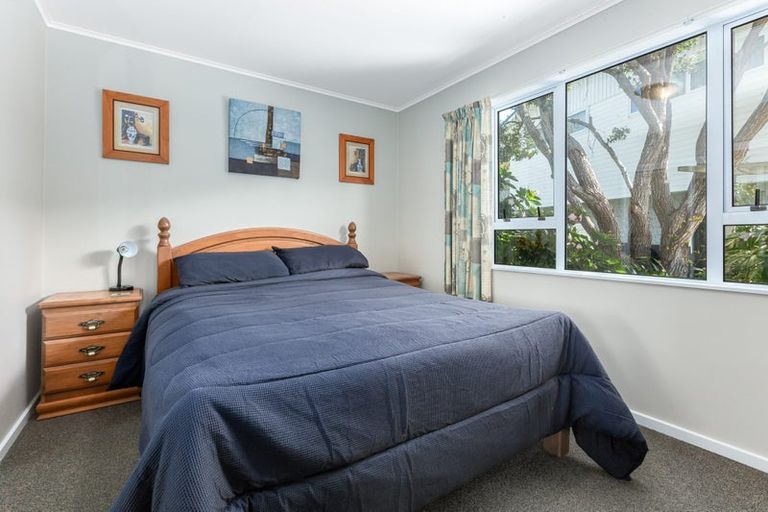 Photo of property in 1/71 Larsen Crescent, Tawa, Wellington, 5028