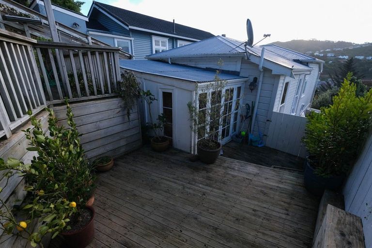 Photo of property in 21 Harland Street, Brooklyn, Wellington, 6021