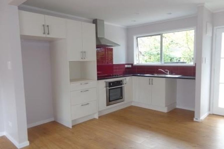 Photo of property in 3/44 Rua Road, Glen Eden, Auckland, 0602