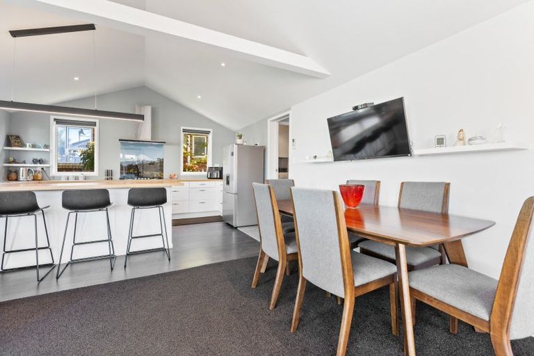Photo of property in 5a High Street West, 4320