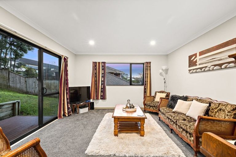 Photo of property in 45 Helleur Road, Massey, Auckland, 0614